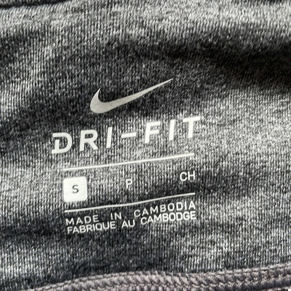 NIKE Grey Dri-FIT Running Capris Size Small - Picture 2 of 8